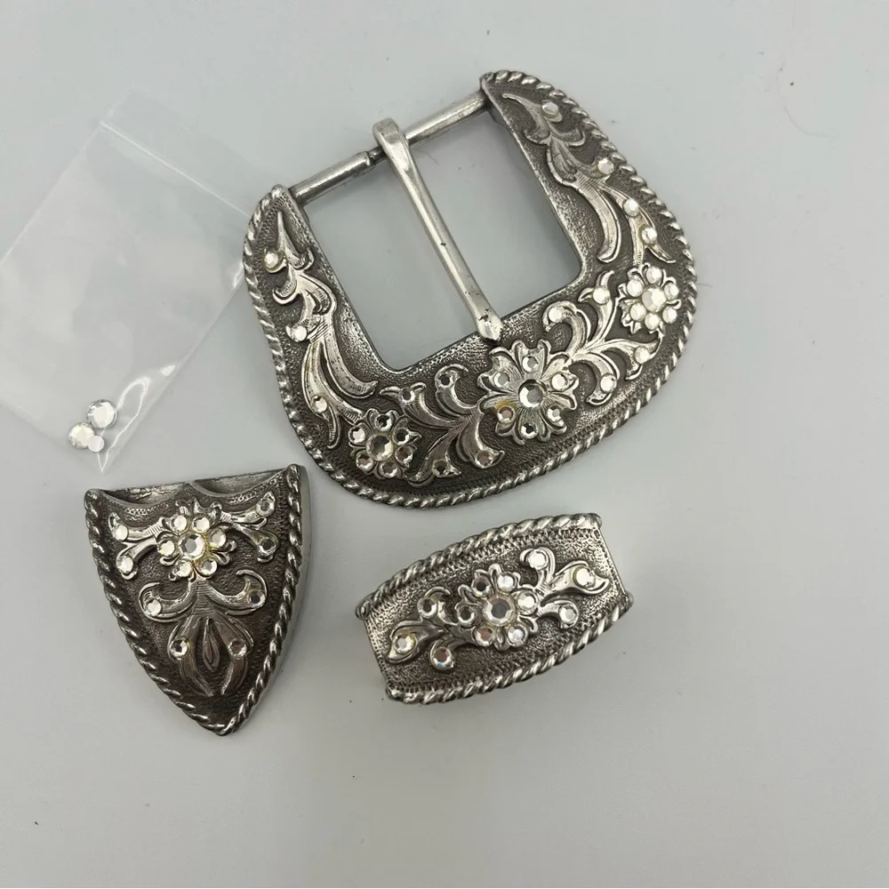 Western Belt Buckel Set Floral Scrollwork Crystal Embellishment Fits 1 1/2